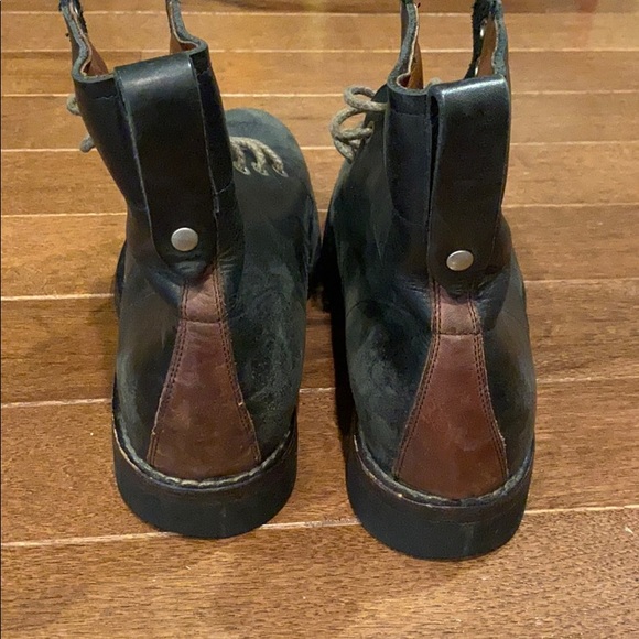 Men’s Timberland Black Boot - Picture 3 of 7